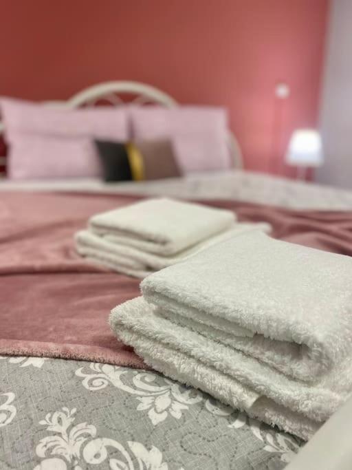Cozy Apartment Near To The Airport Kouvarás Zewnętrze zdjęcie