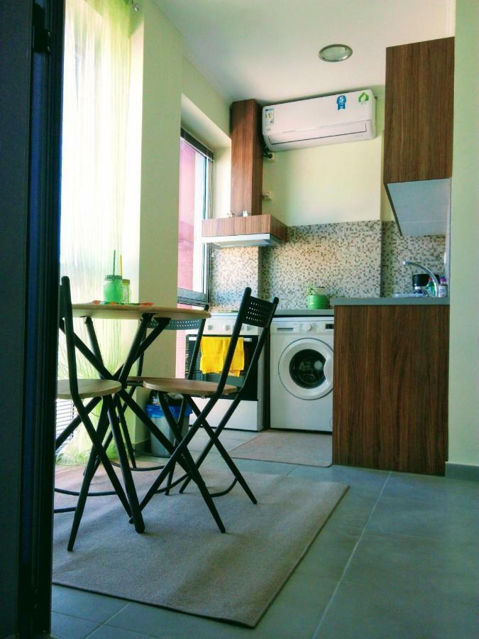 Cozy Apartment Near To The Airport Kouvarás Zewnętrze zdjęcie